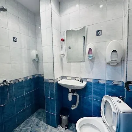 Berito Отель Момчилград