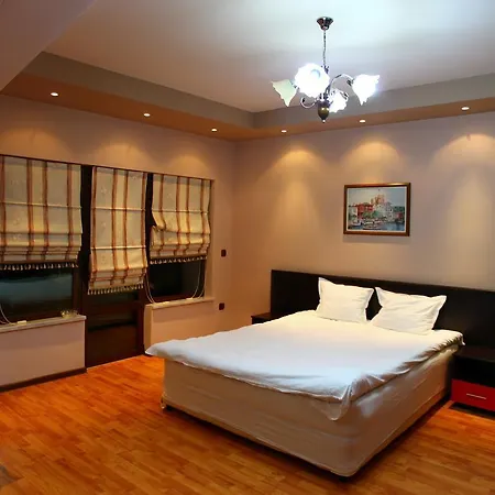 Berito * Момчилград